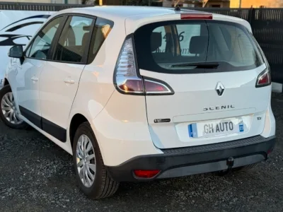 Miniature-image-Renault Scenic III 1.2 TCE 115 ch authentique