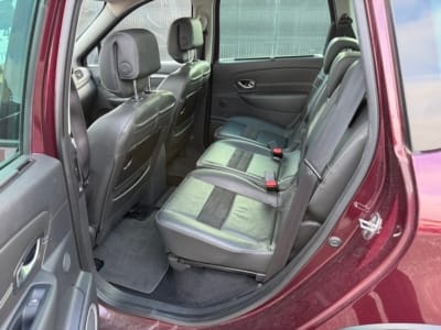 Miniature-image-Renault Scenic III 1.5 DCI 110CH Bose EDC