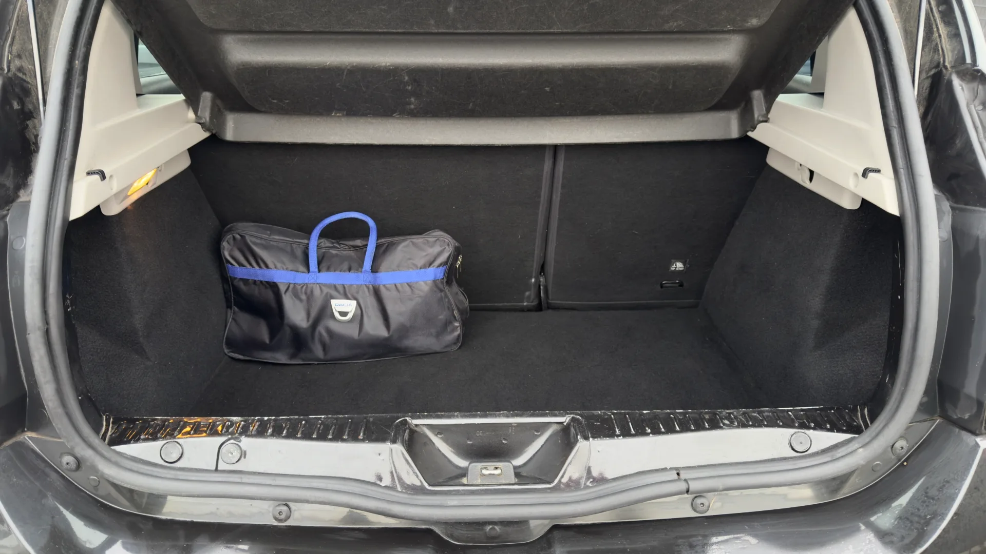 Galerie-image-Dacia Sandero 1.5 dCi 90 ch Stepway