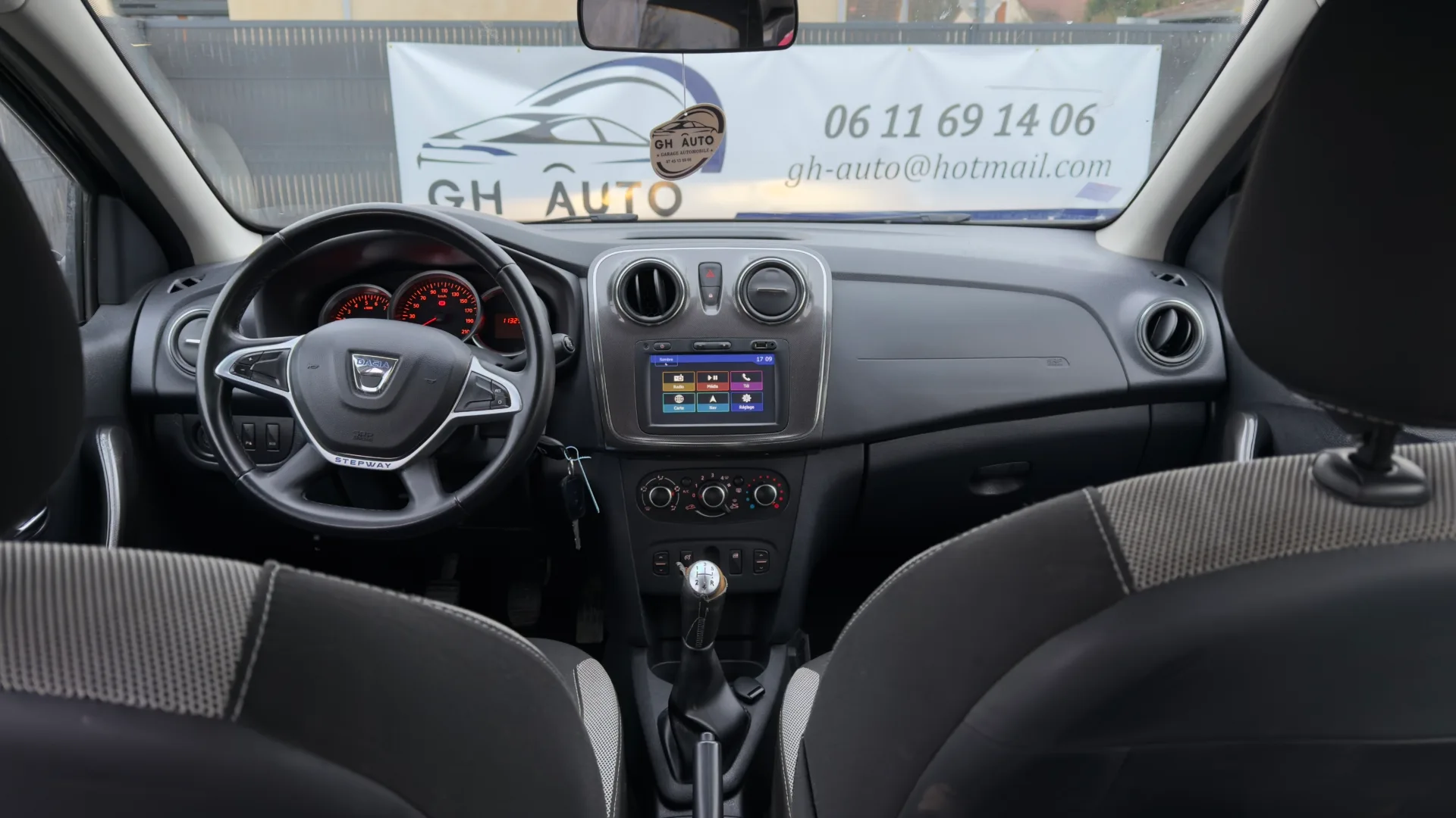 Galerie-image-Dacia Sandero 1.5 dCi 90 ch Stepway