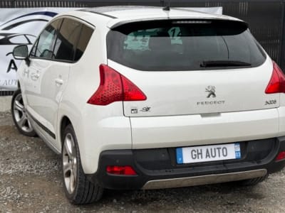 Miniature-image-Peugeot 3008 Hybrid 4 2.0 HDI 163 ch FAP BMP6 + Electric 37CH