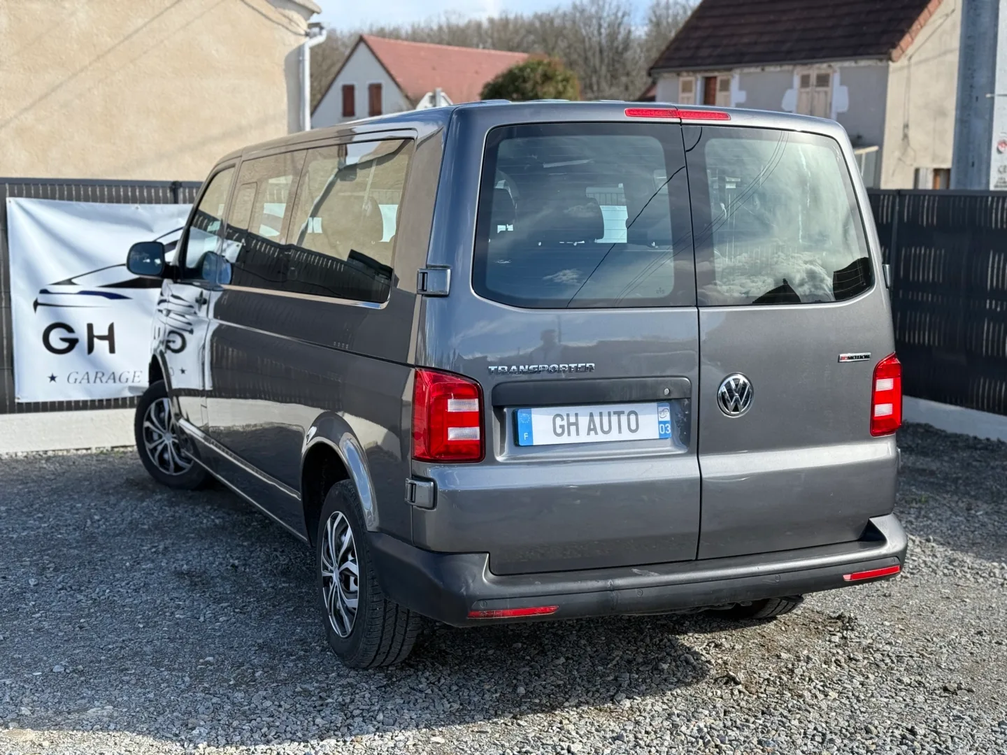 Galerie-image-Volkswagen Multivan 2.0 TDI 150 ch Motion monospace
