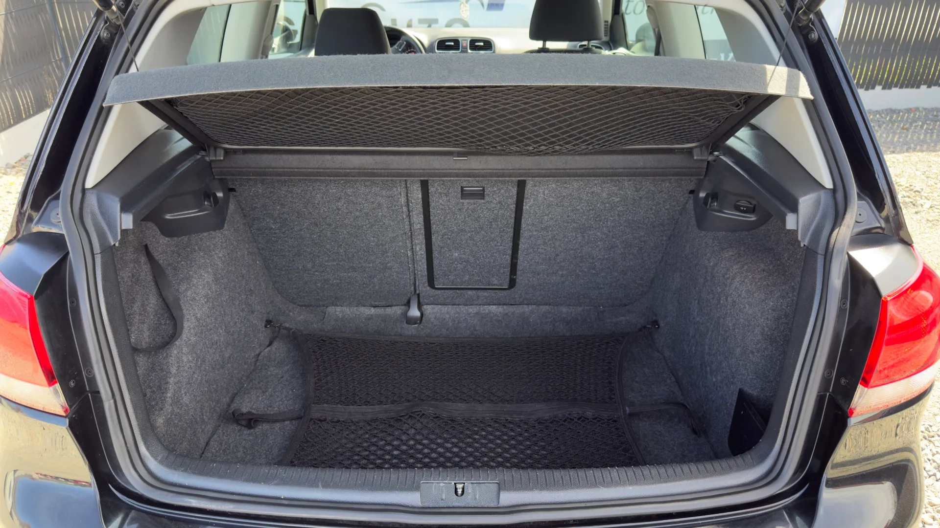 Galerie-image-Volkswagen Golf 1.4 TSI 160 CARAT DSG7