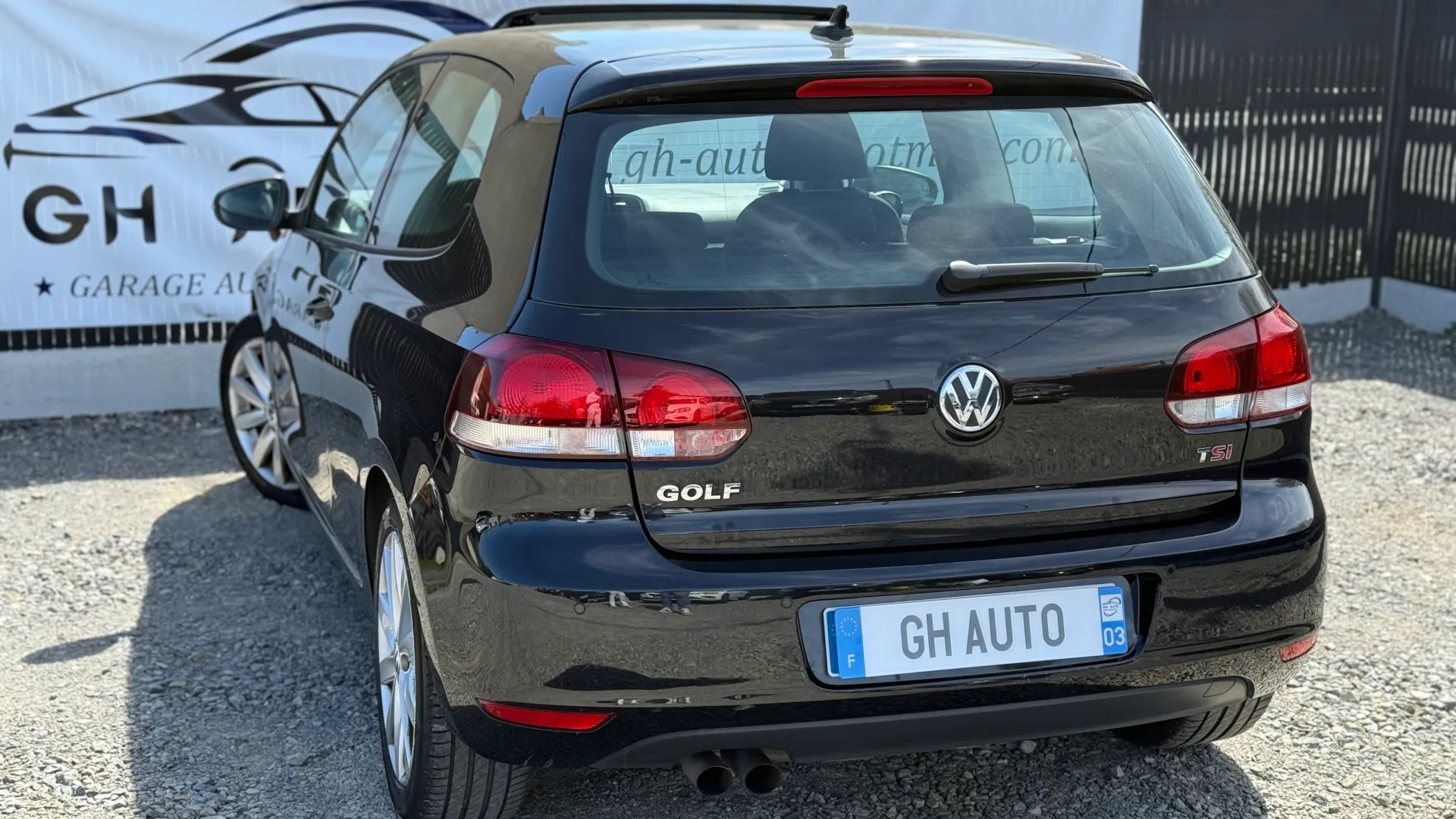Galerie-image-Volkswagen Golf 1.4 TSI 160 CARAT DSG7