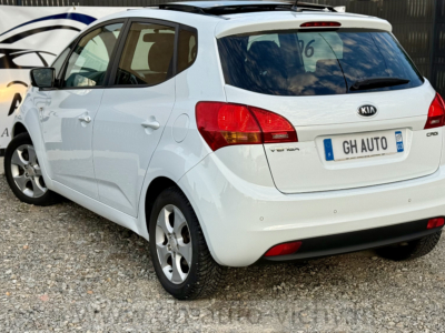 Miniature-image-Kia Venga 1.6 CRDI 115 CH Urban Chic (Moteur à chaîne)
