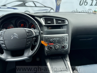 Miniature-image-Citroën C4 E-HDI 110 AirDream Confort BMP6 ROUGE