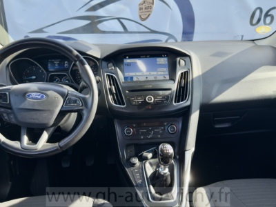 Miniature-image-Ford Focus II 1.5 TDCi 120ch Titanium Berline Stop&Start